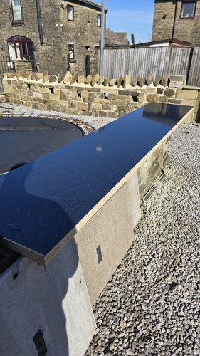 Gloss black granite effect - black,